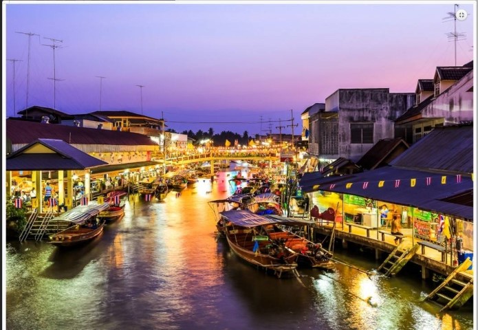 ตลาดน้ำอัมพวา / Amphawa Floating Market