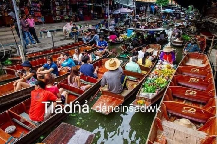 ตลาดน้ำดำเนินสะดวก / Damnoen Saduak Floating Market